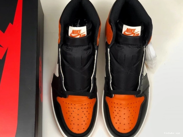 1 Shattered Jordan High Air Retro OG Backboard555088-005 0519